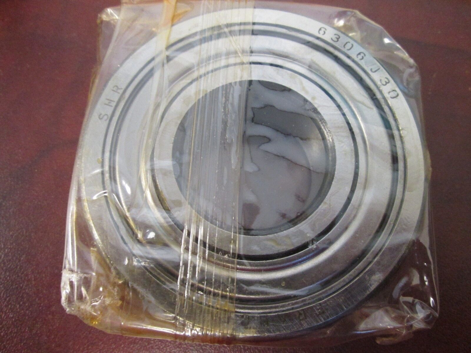 SNR Ball Bearing 6306ZZJ30A50 New Surplus
