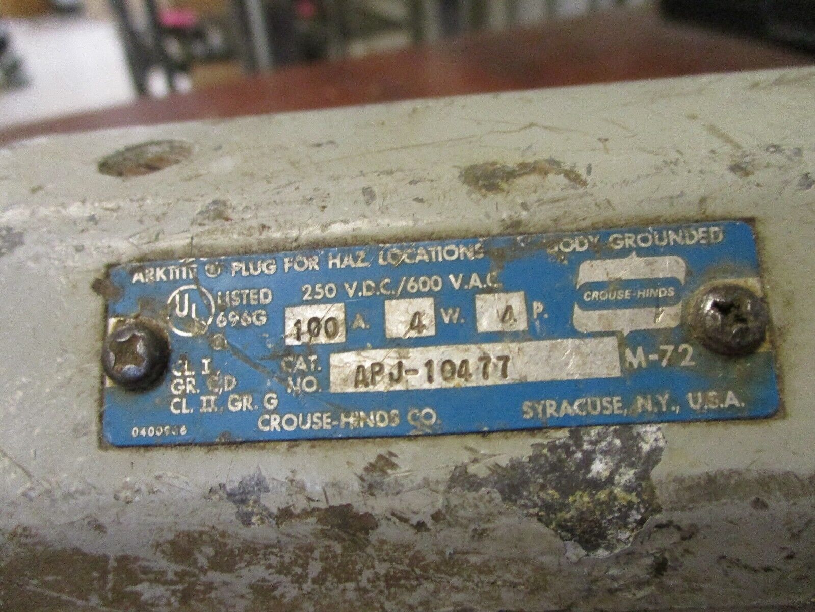Crouse-Hinds Arktite Plug APJ-10477 100A 600V 4w 4p *No Bushing* Used