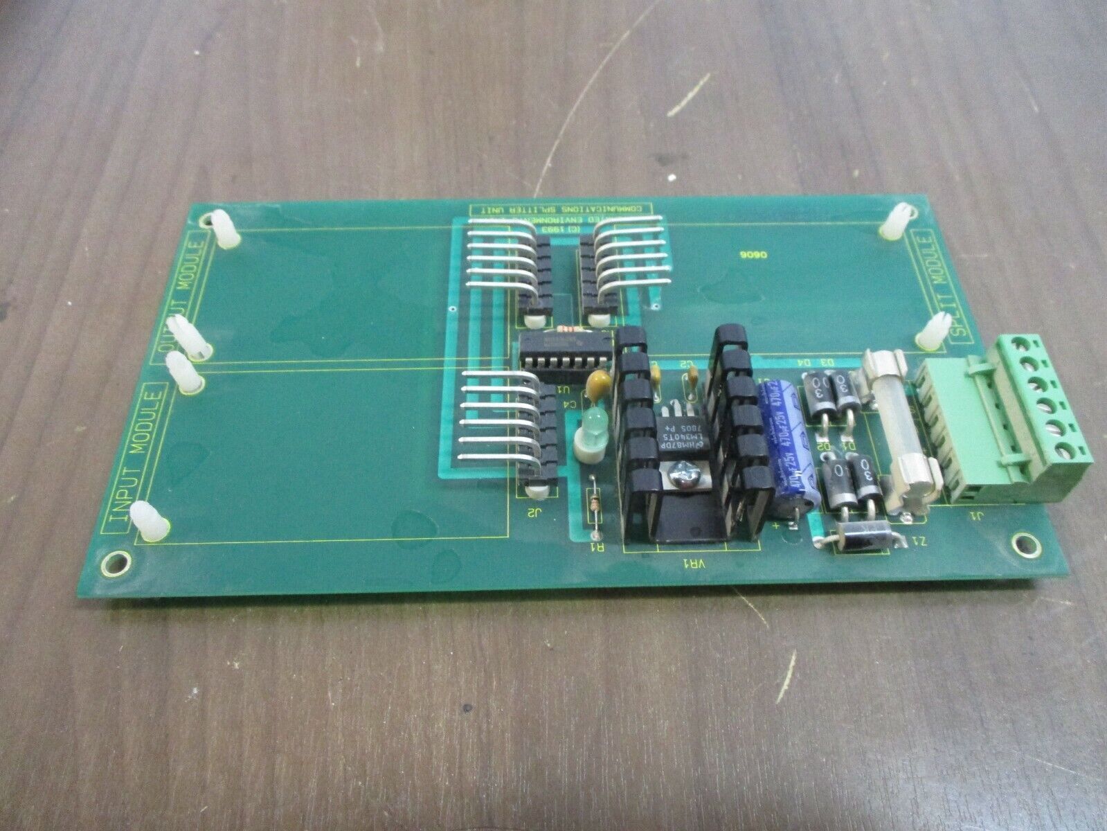 Automated Environments Inc. Communications Splitter Unit AEI068PA.01C Rev. B