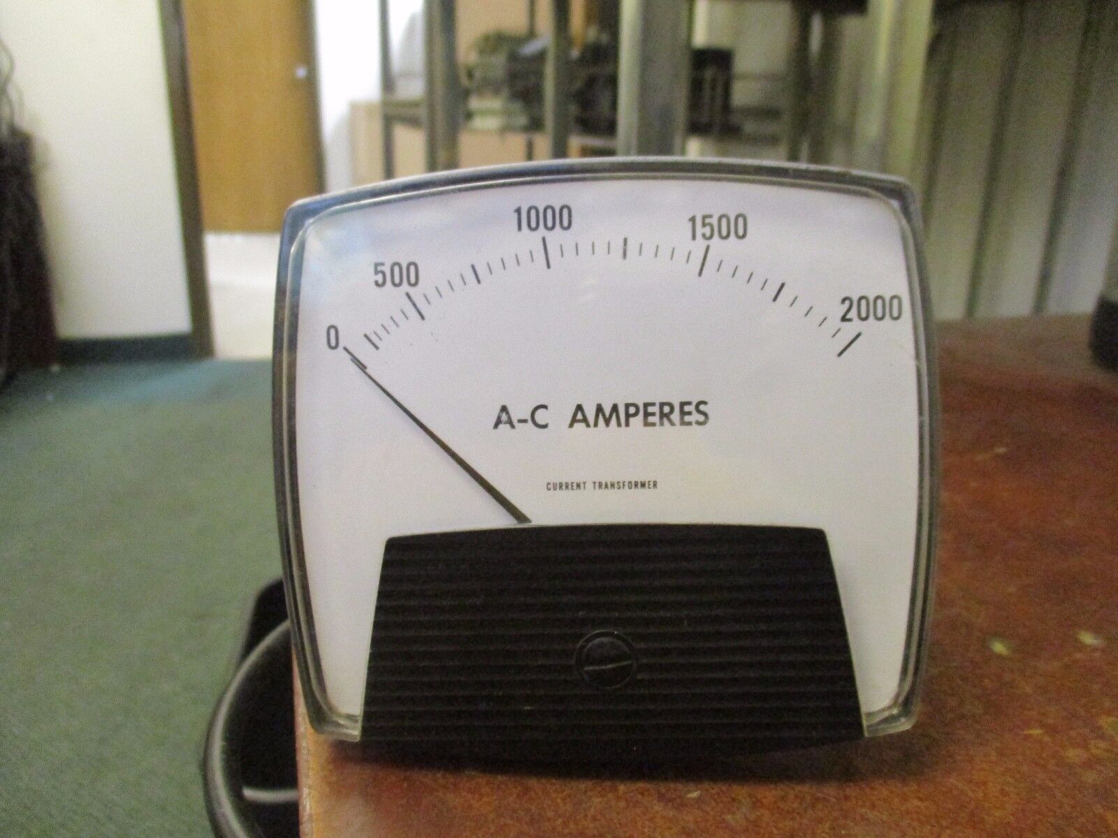 Yokogawa AC Ampmeter 250-440-LSVE Range: 0-2000A Used