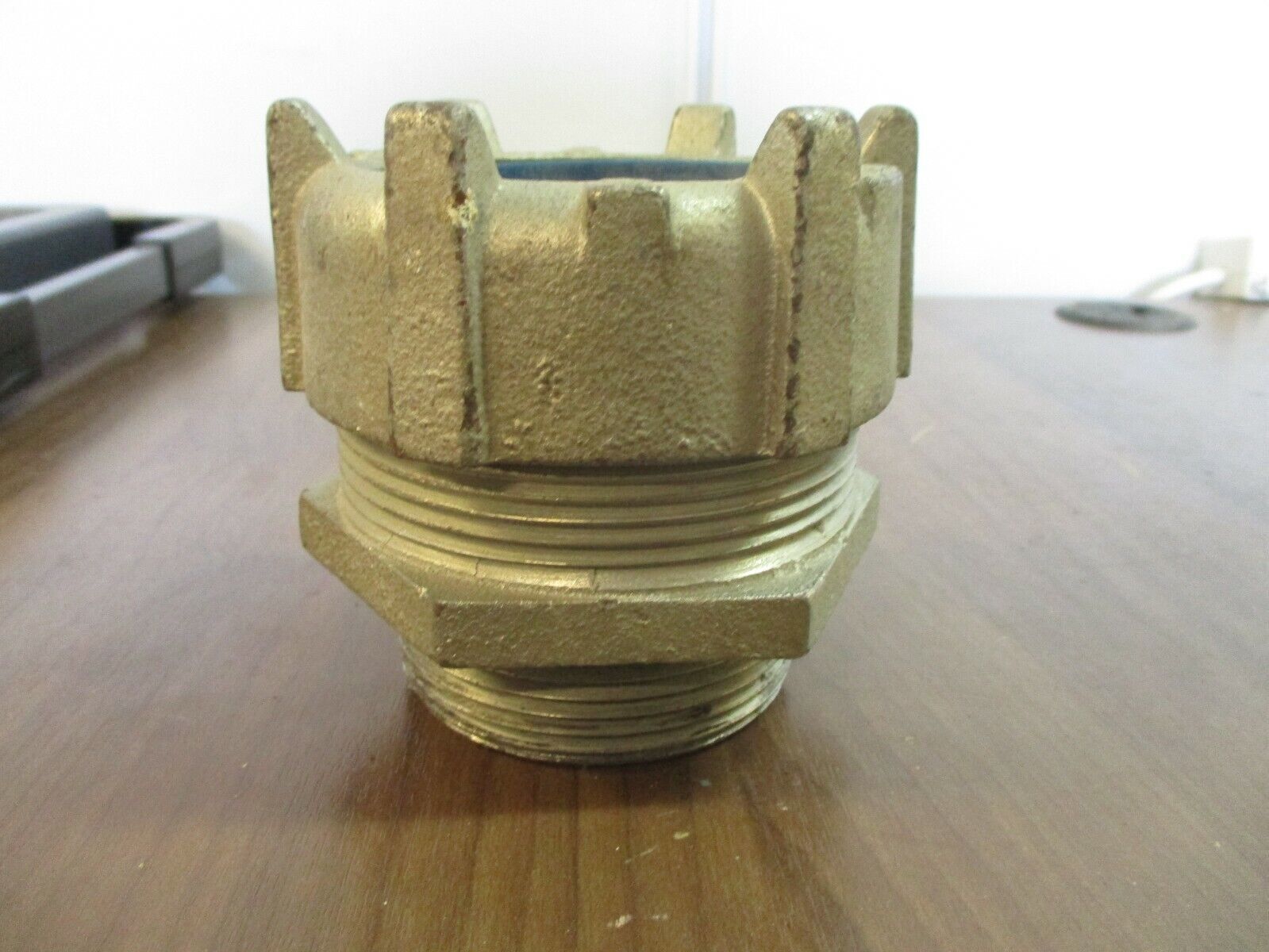 Thomas & Betts Watertight Fitting Size: 2 1/2" Used