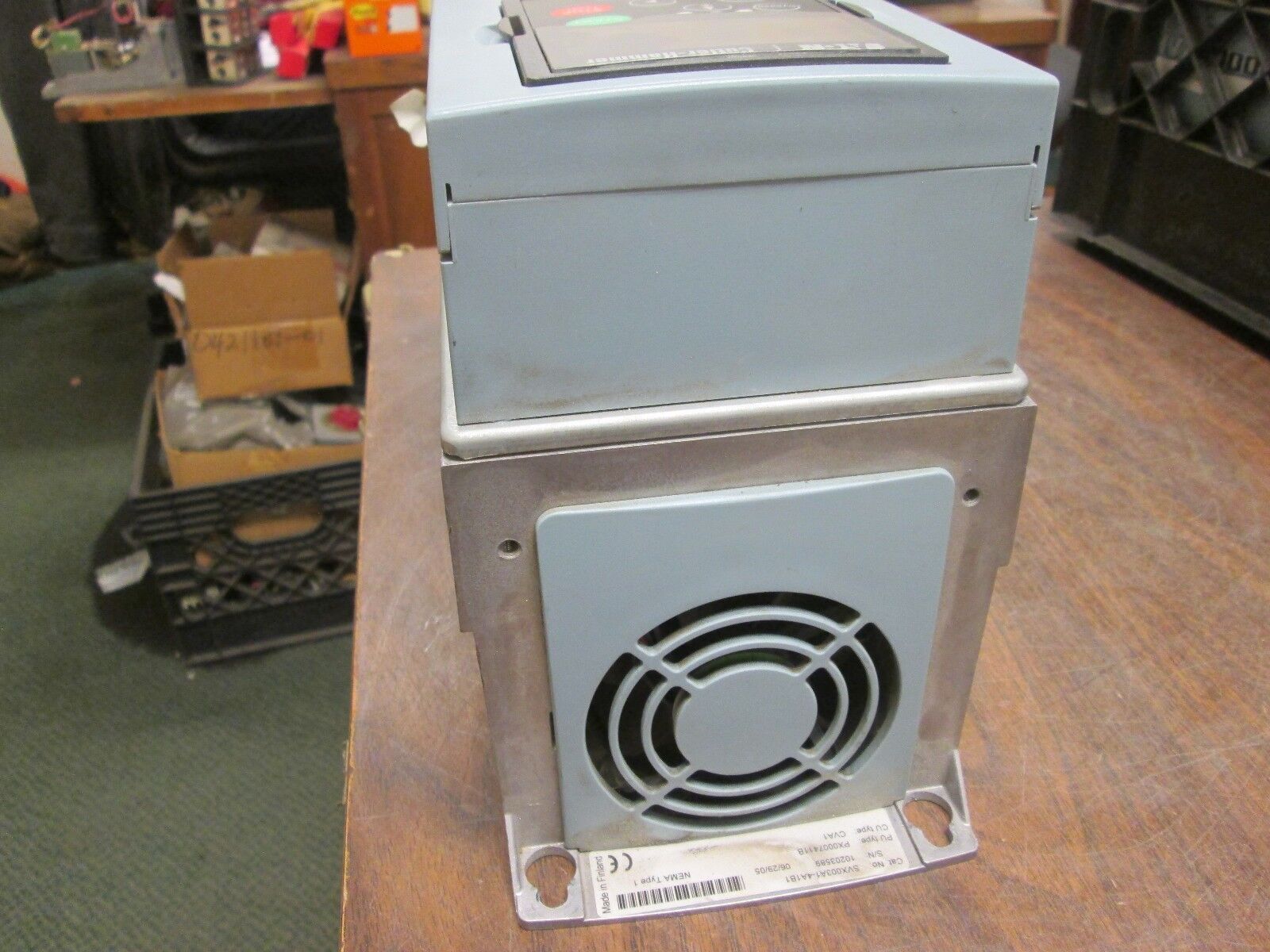 Cutler-Hammer HVX9000 AC Drive HVX005A1-4A1B1C4 5HP 3Ph Used