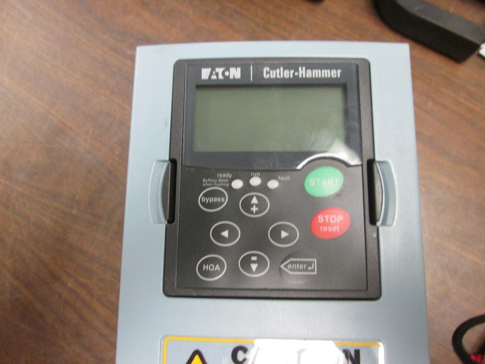 Cutler-Hammer HVX9000 AC Drive HVX005A1-4A1B1C4 5HP 3Ph Used