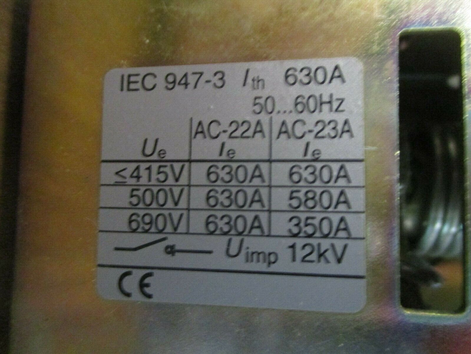 ABB Disconnect Switch OETL-NF400 400A 600V 3Ph *No Handle & Cracked Plastic*