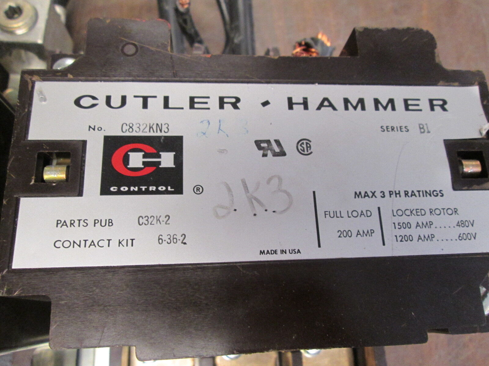 Cutler-Hammer Contactor C832LN1/C832KN3 350/200A 600V 120V Coil Used