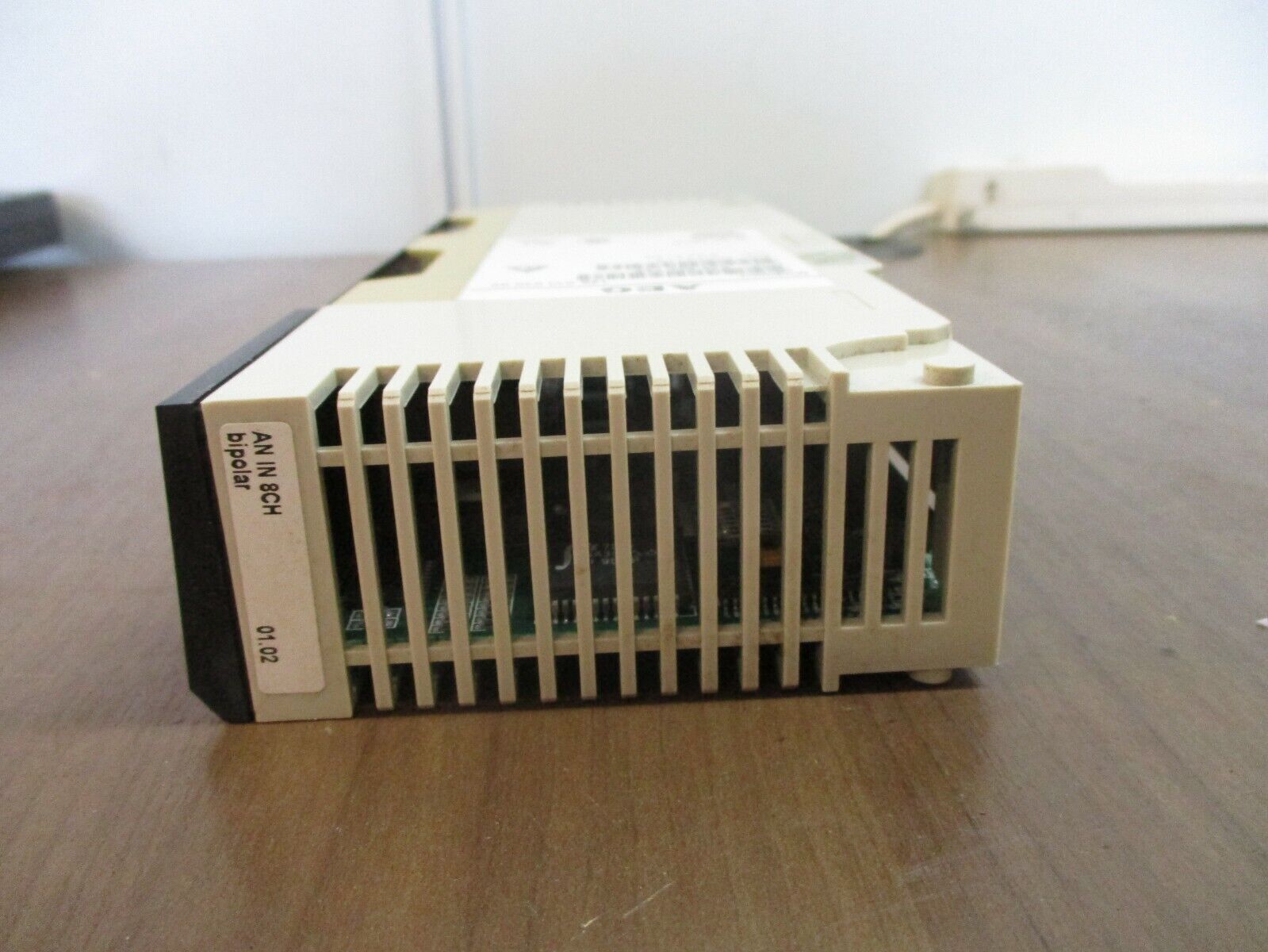 AEG Modicon Analog Input Module 140 AVI 030 00 Used