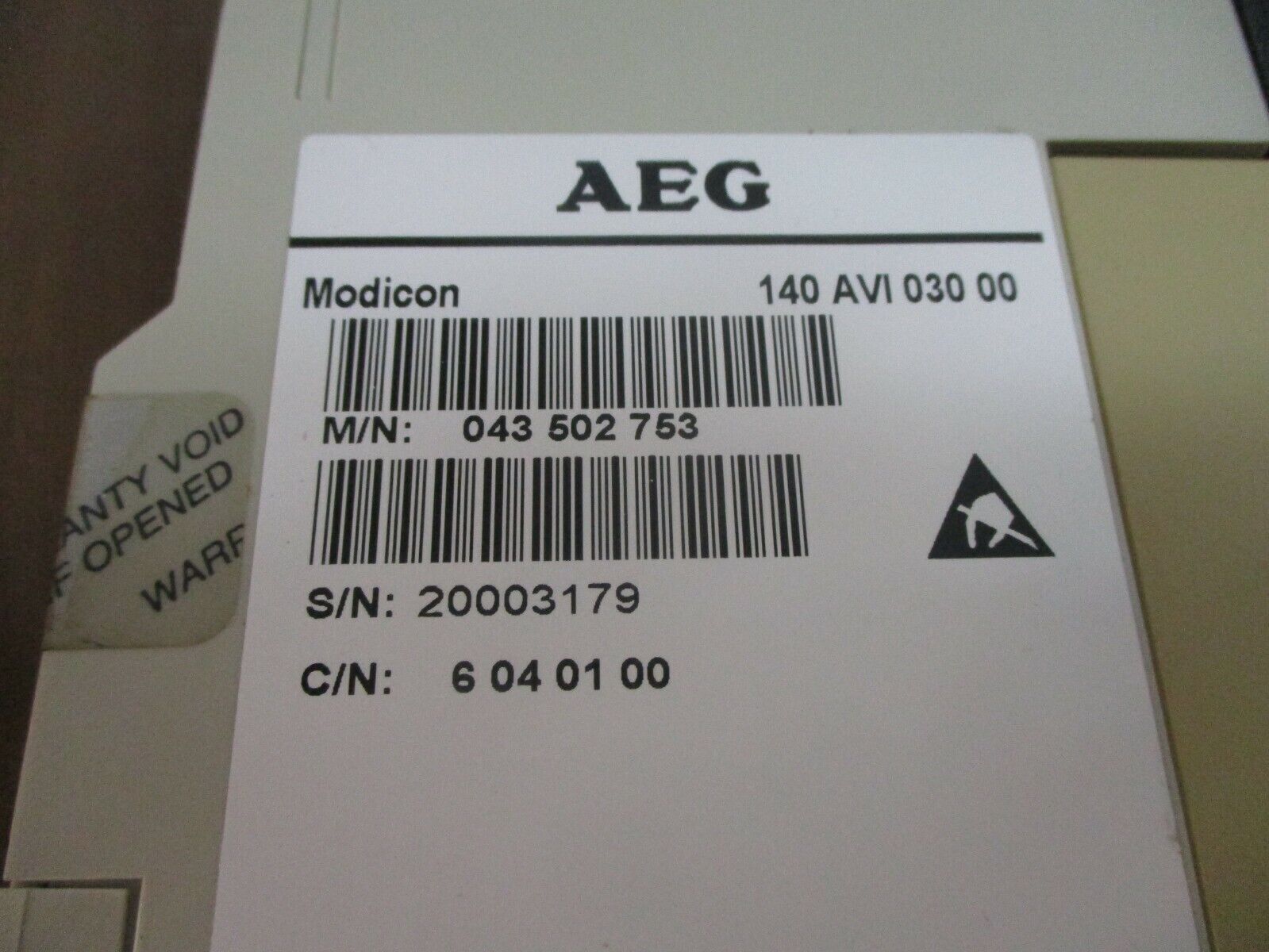 AEG Modicon Analog Input Module 140 AVI 030 00 Used