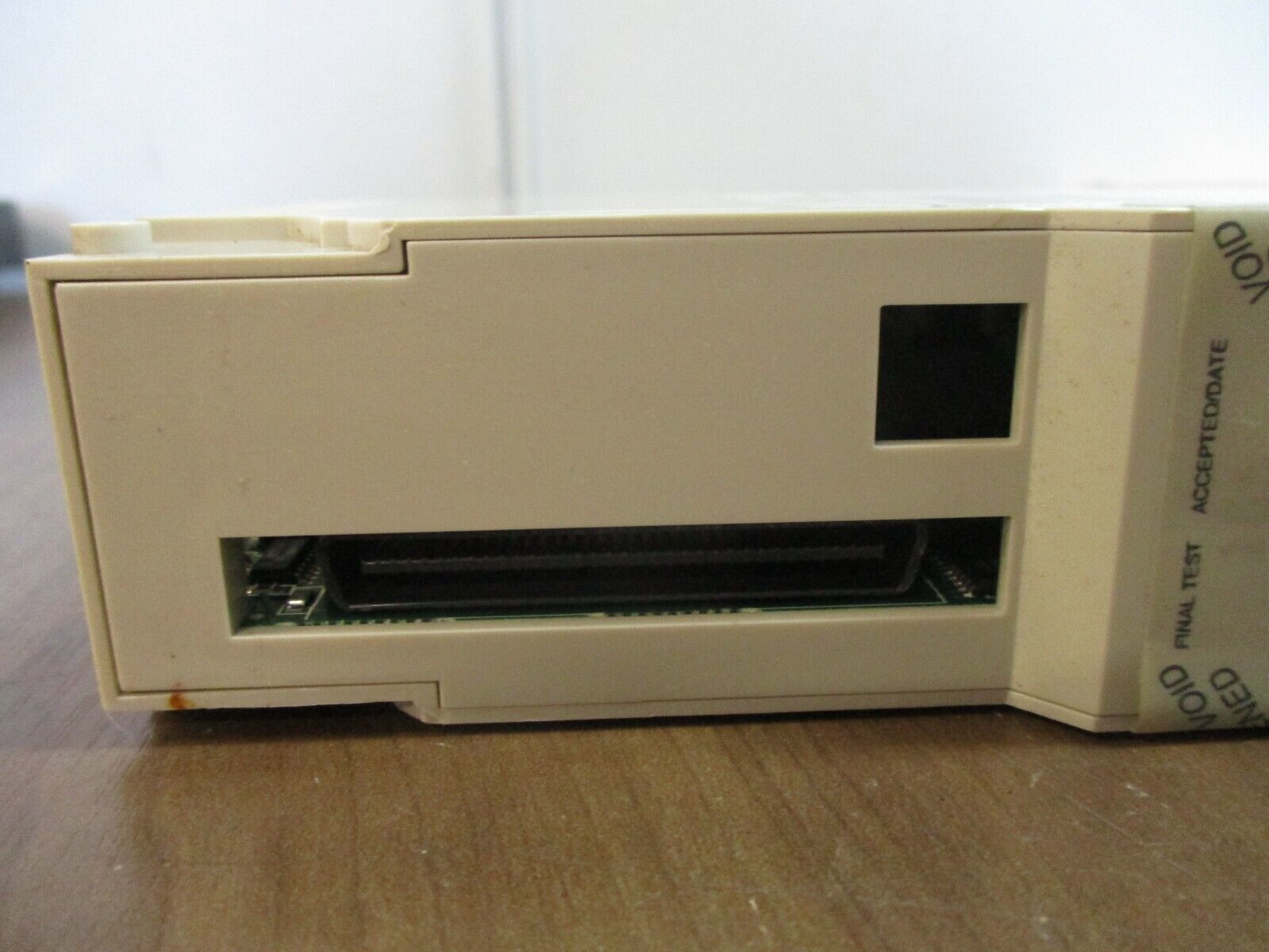AEG Modicon Analog Input Module 140 AVI 030 00 Used