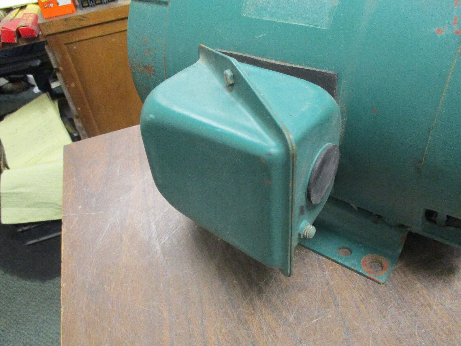 Marathon AC Motor E718 1½HP 1470/1760RPM Frame: 182T Encl: DP Used