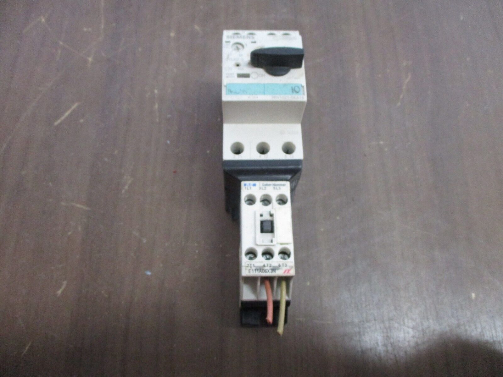 Eaton / Siemens Starter E111A06X3N / 3RV1021-0KA10 24VDC Coil Trip: 0.9-1.25A