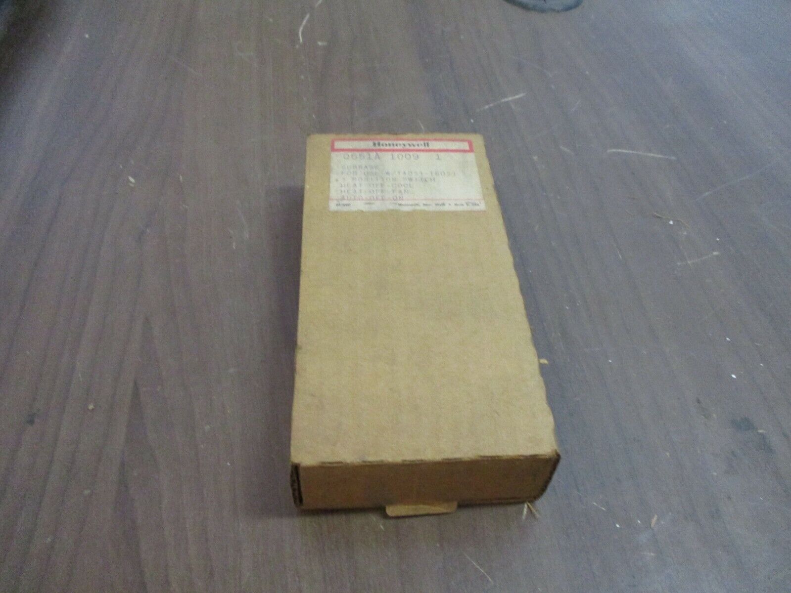 Honeywell Subbase Q651A 1009 1 For Use w/ T4051-T6051 3 Position Switch