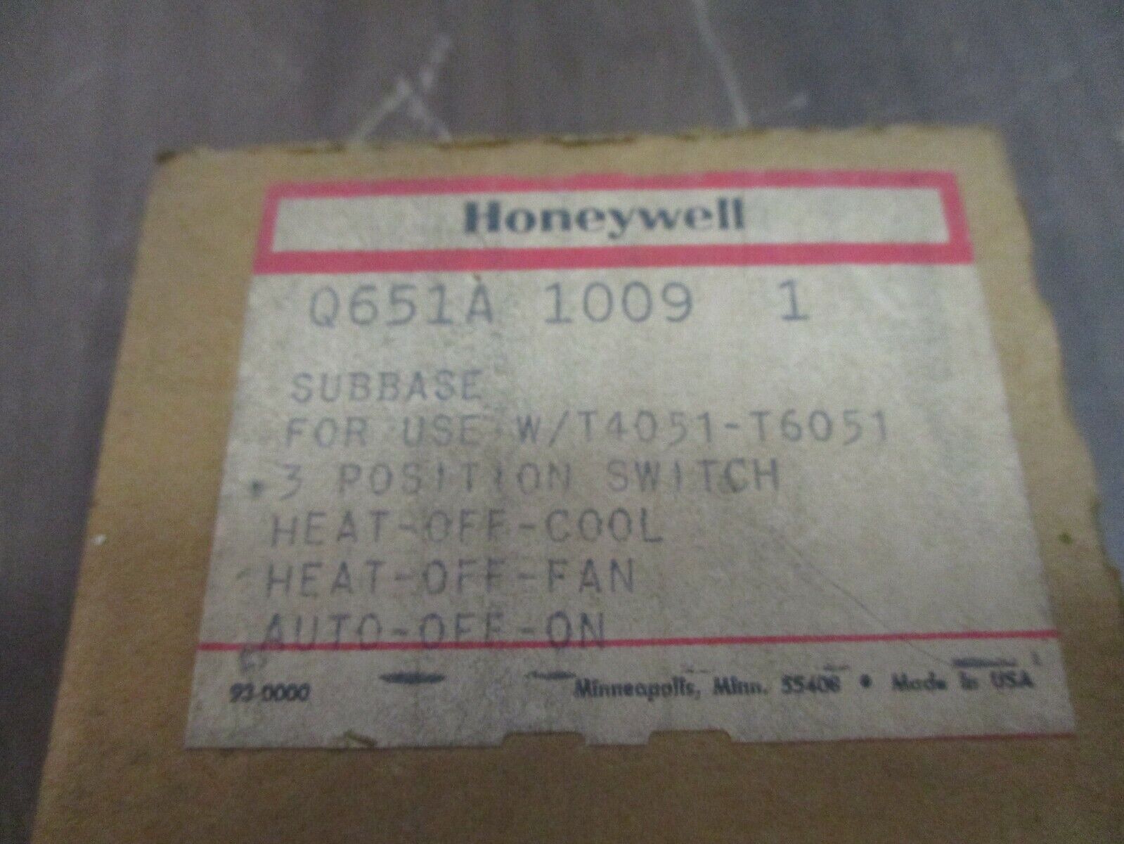 Honeywell Subbase Q651A 1009 1 For Use w/ T4051-T6051 3 Position Switch