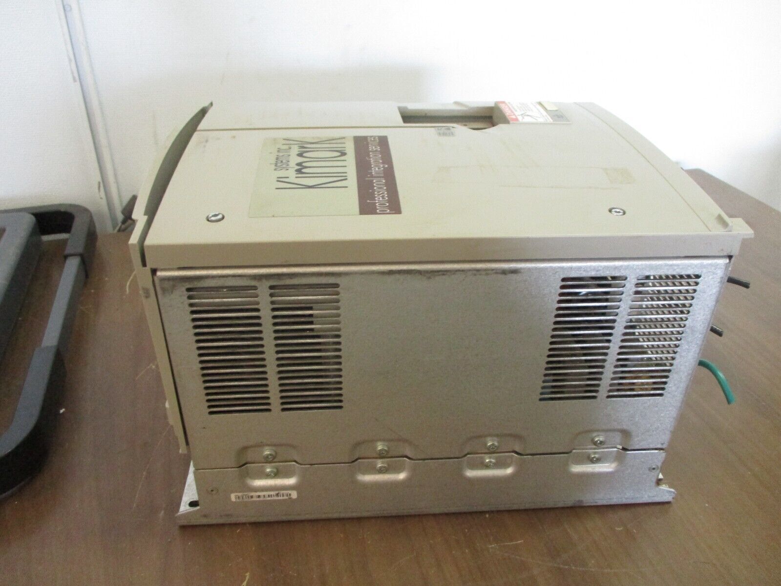 Square D Altivar 58 AC Drive ATV58HD16N4ZU 15HP *No Keypad* Used