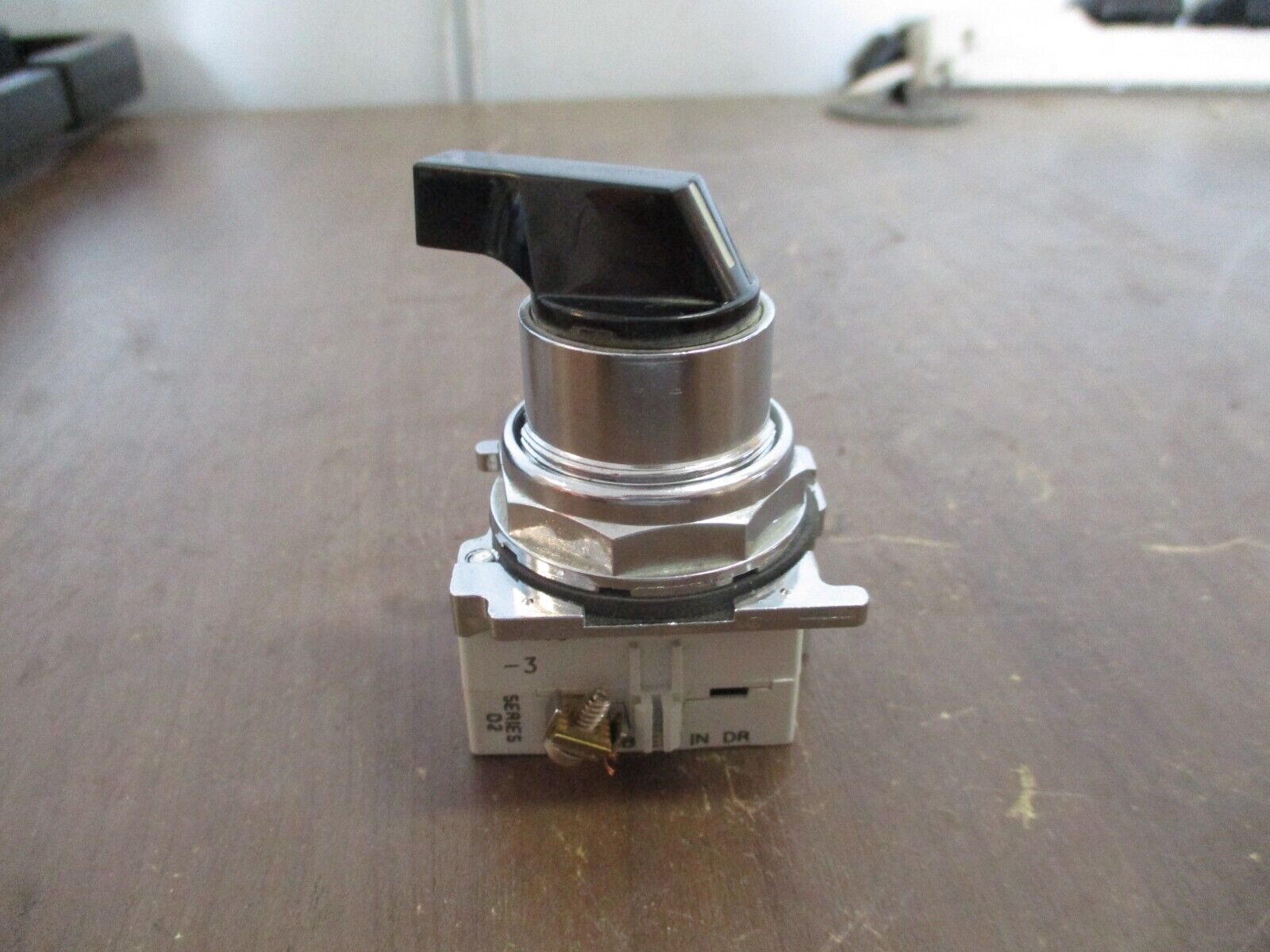 Cutler-Hammer Rotary Switch 10250T / 91000T 2-Position Used