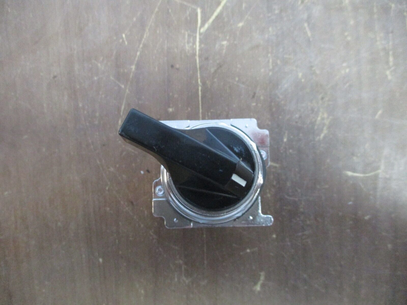 Cutler-Hammer Rotary Switch 10250T / 91000T 2-Position Used