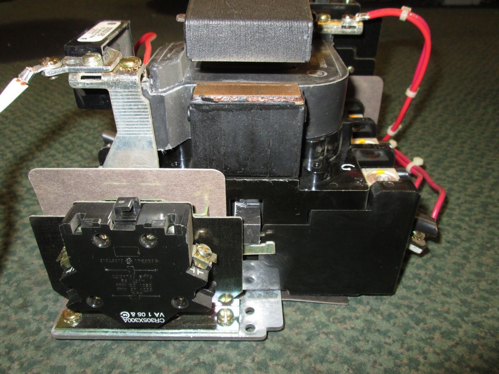 GE Contact CR305E0**AALH 115-120V Coil nema size 3 600V Used