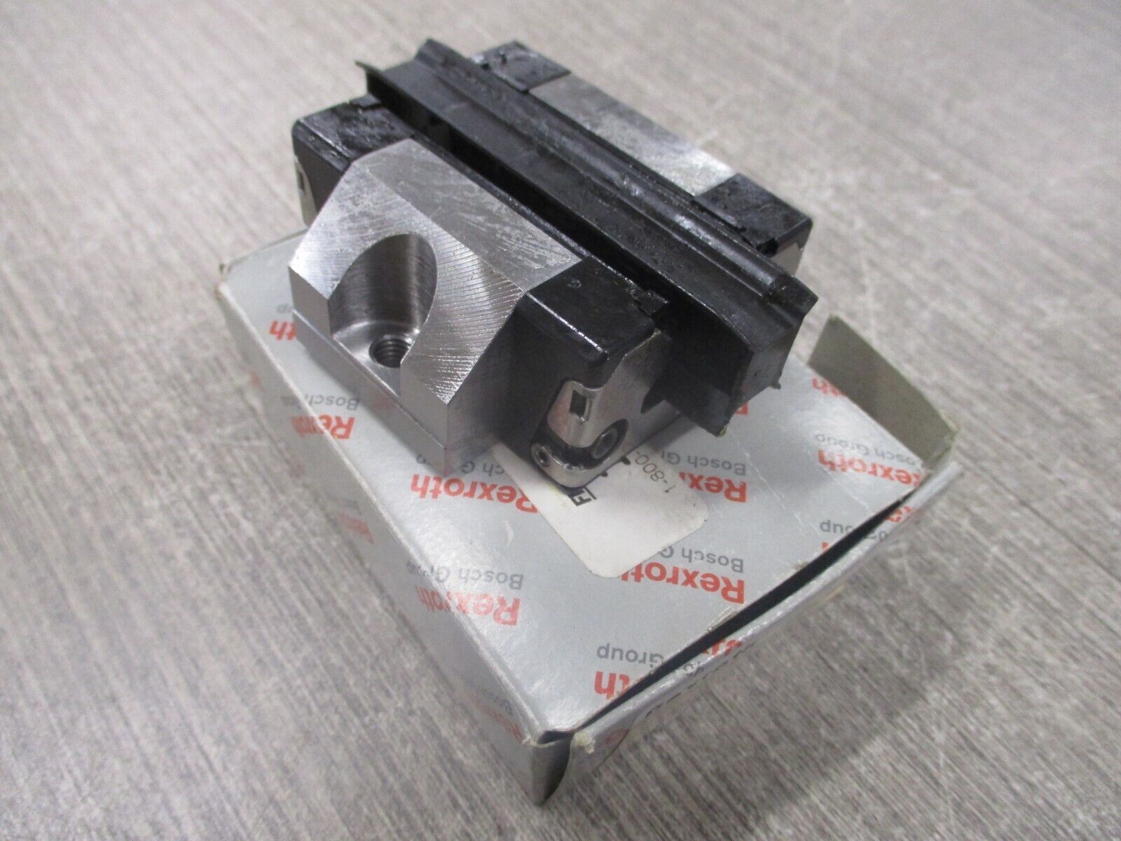 Rexroth Stainless Steel B.Runner Block R166189420 New Surplus