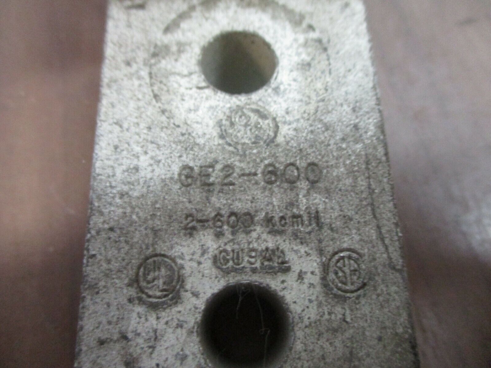 GE Mechanical Lug GE2-600 2-600KCMIL *Lot of 3* Used