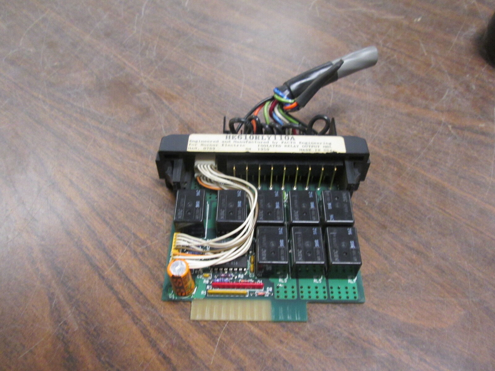 Horner Electric Isolated Relay Output Module HE610RLY110A Used