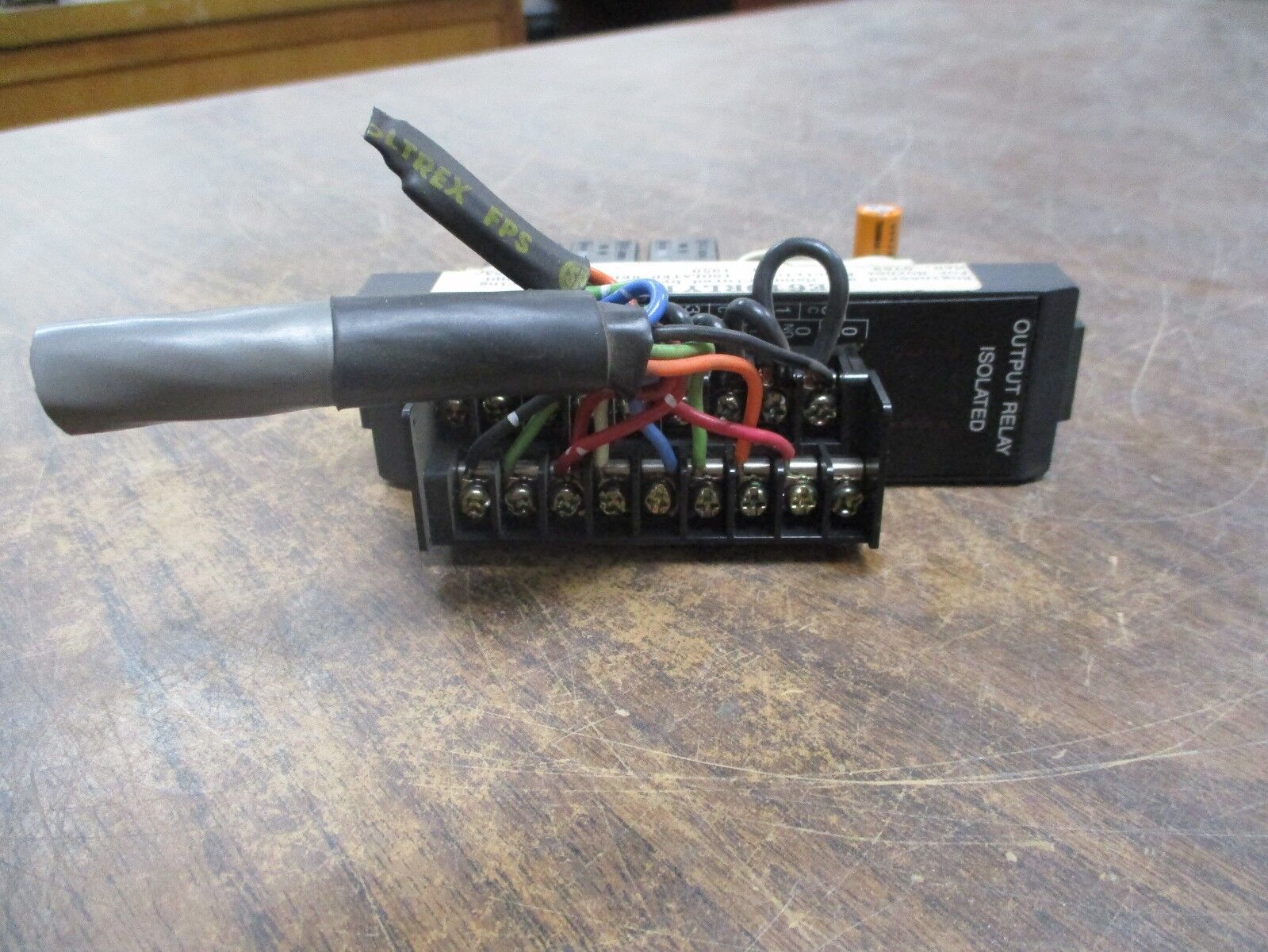 Horner Electric Isolated Relay Output Module HE610RLY110A Used