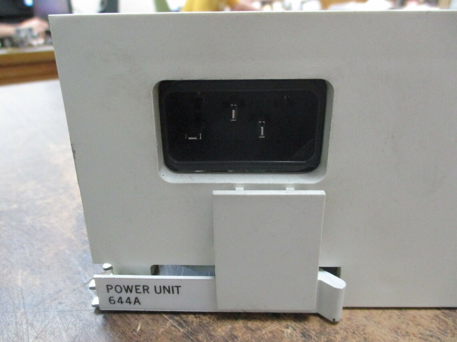 AT&T Power Unit 644A Ser. 1 300W Input: 48VDC, 8A Output: 5VDC, 60A Used