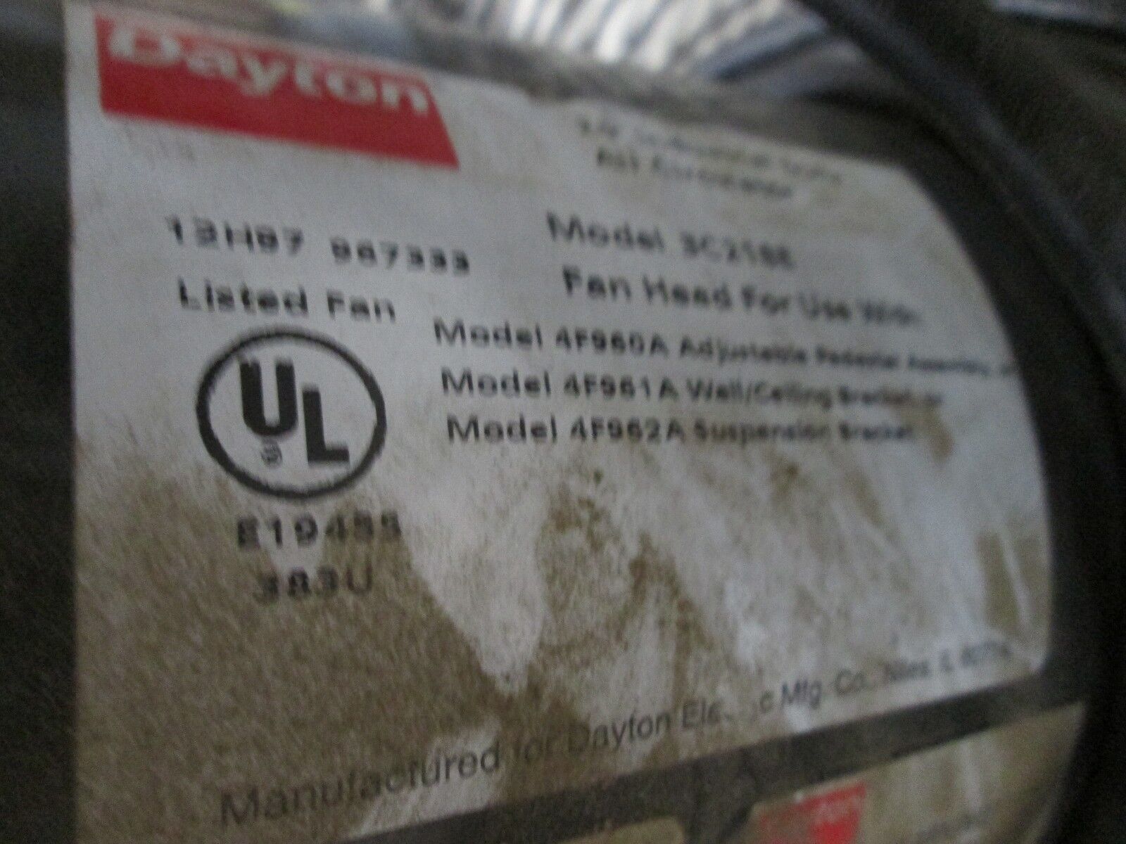 Dayton Exhaust Fan 3C218E 24" fan w/ Mount Motor: 9K972A 1/4HP 1Ph 115V Used