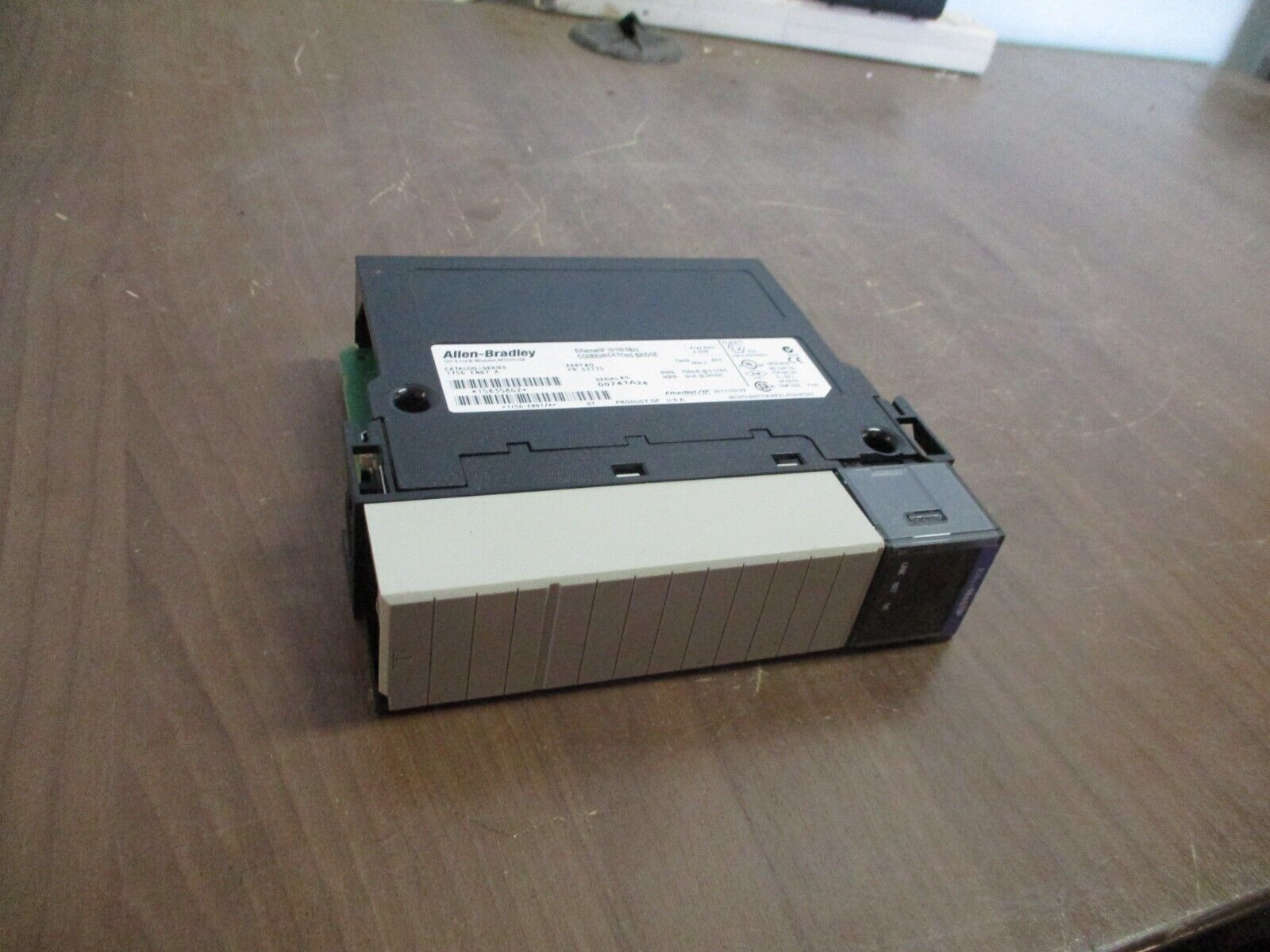 Allen-Bradley Ethernet/IP Comm. Bridge Module 1756-ENBT Ser. A F/W Rev: 4.008