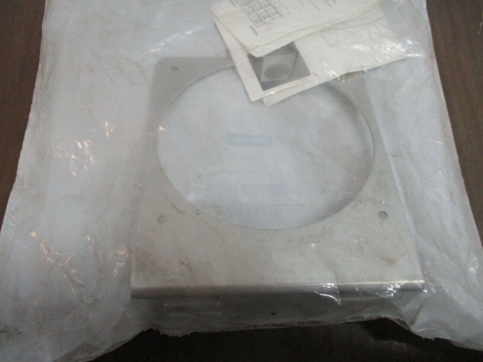 Hoffman Fan Bracket ABRKT4 Size: 4" New Surplus