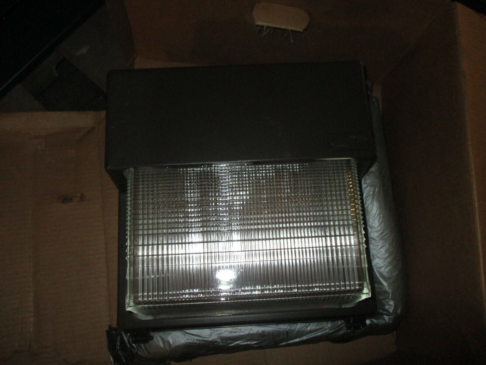 Hubbell Perimaliter II Outdoor Lighting PGM070S1281 70W HPS Lamp ALHPF Ballast