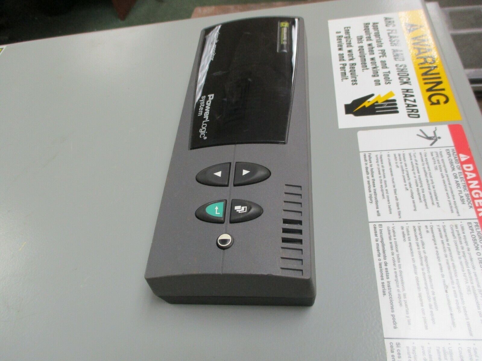 Square D PowerLogic Circuit Monitor System 9761CM4 600V 3Ph 1A 4W 60Hz Used