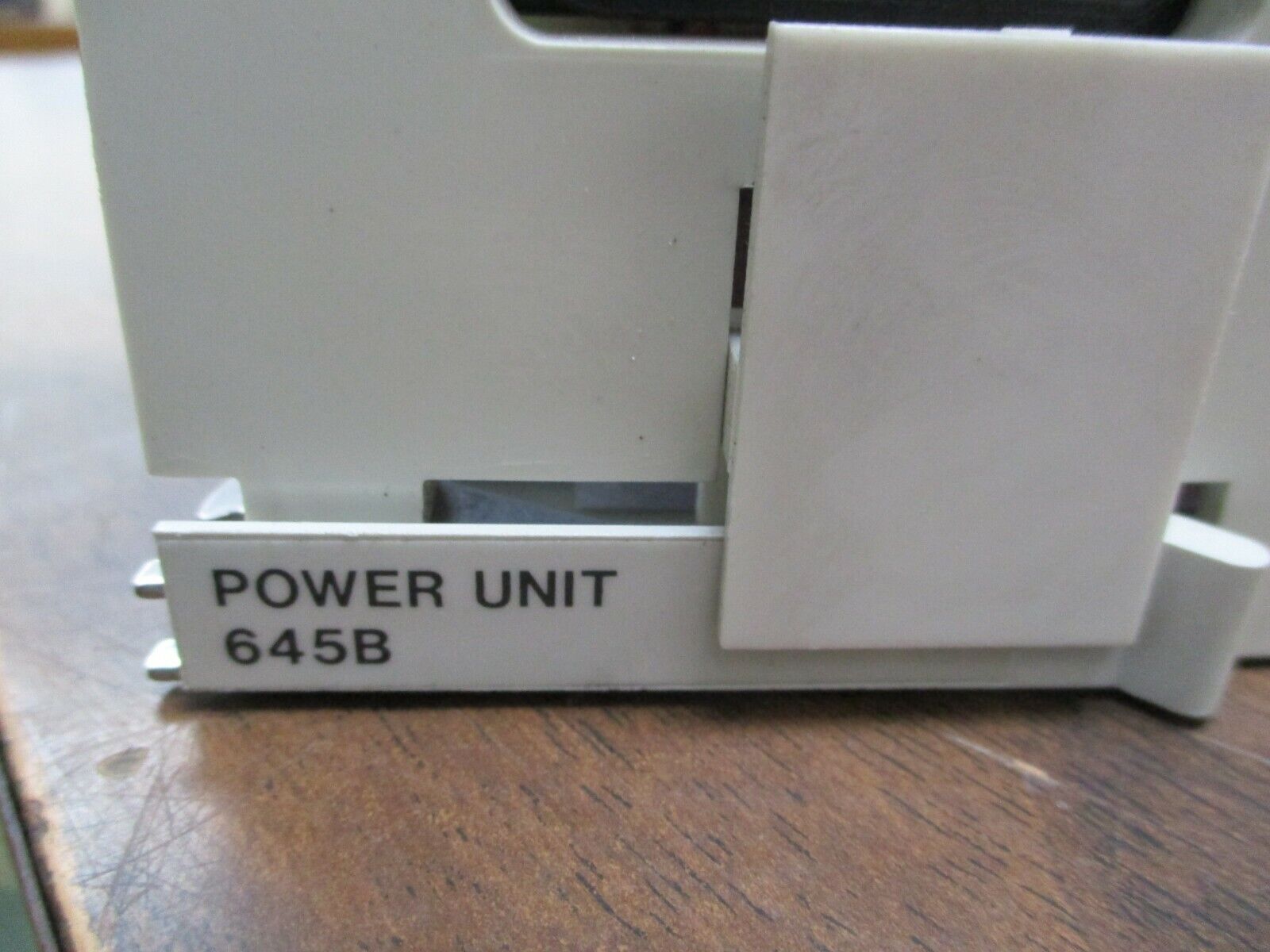 AT&T Power Unit 645B Ser. 1 415W Input: 48VDC, 9A Output: 48VDC@8A, 5.2VDC@6A