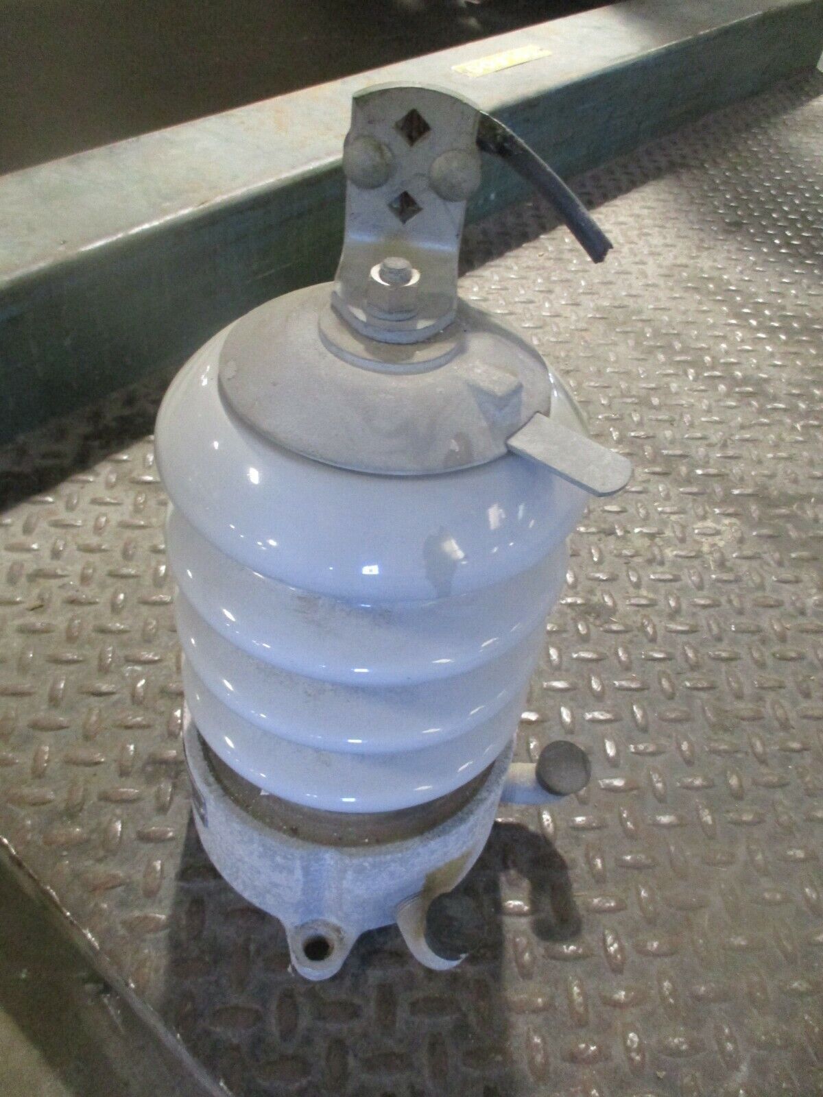 McGraw-Edison Type F2 Lightning Arrester ME75 9kV Intermediate Valve Used