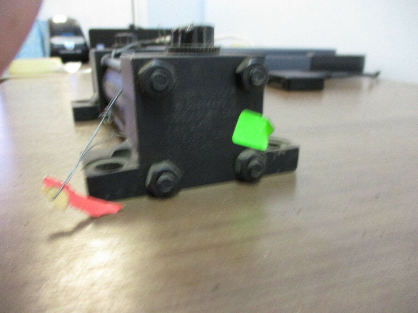 RWC Air Cylinder 891104100 250 PSI Used