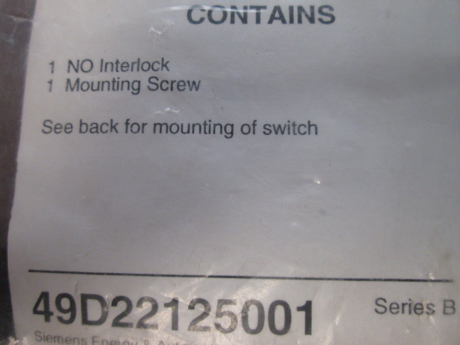 Furnas Aux interlock Kit 49D22125001 Contains: 1 N.O. Interlock,1 Mounting Screw
