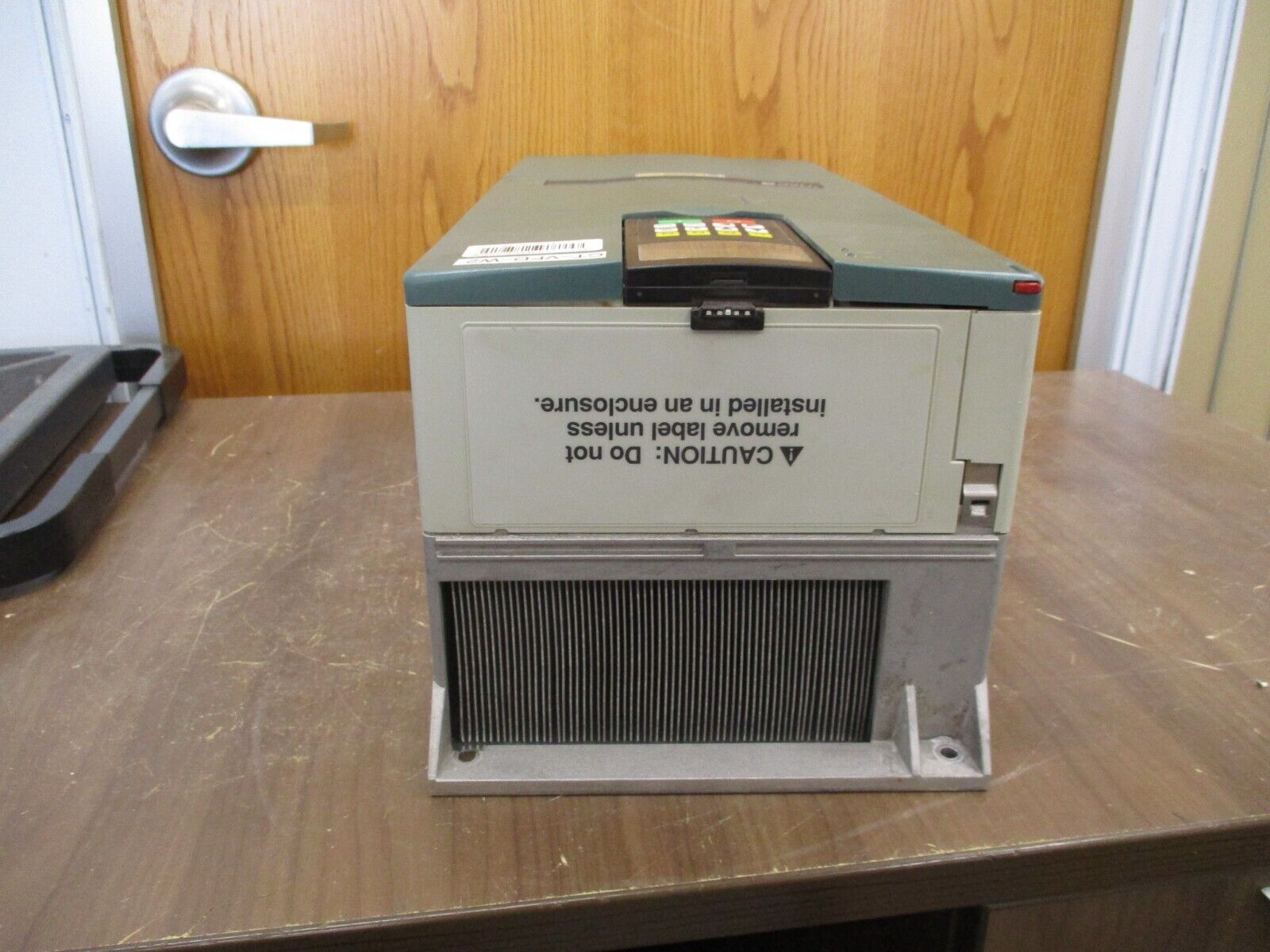 Rockwell Automation VTAC 9 AC Drive 9VT401-040HTANA 30HP 3Ph w/ Keypad Used