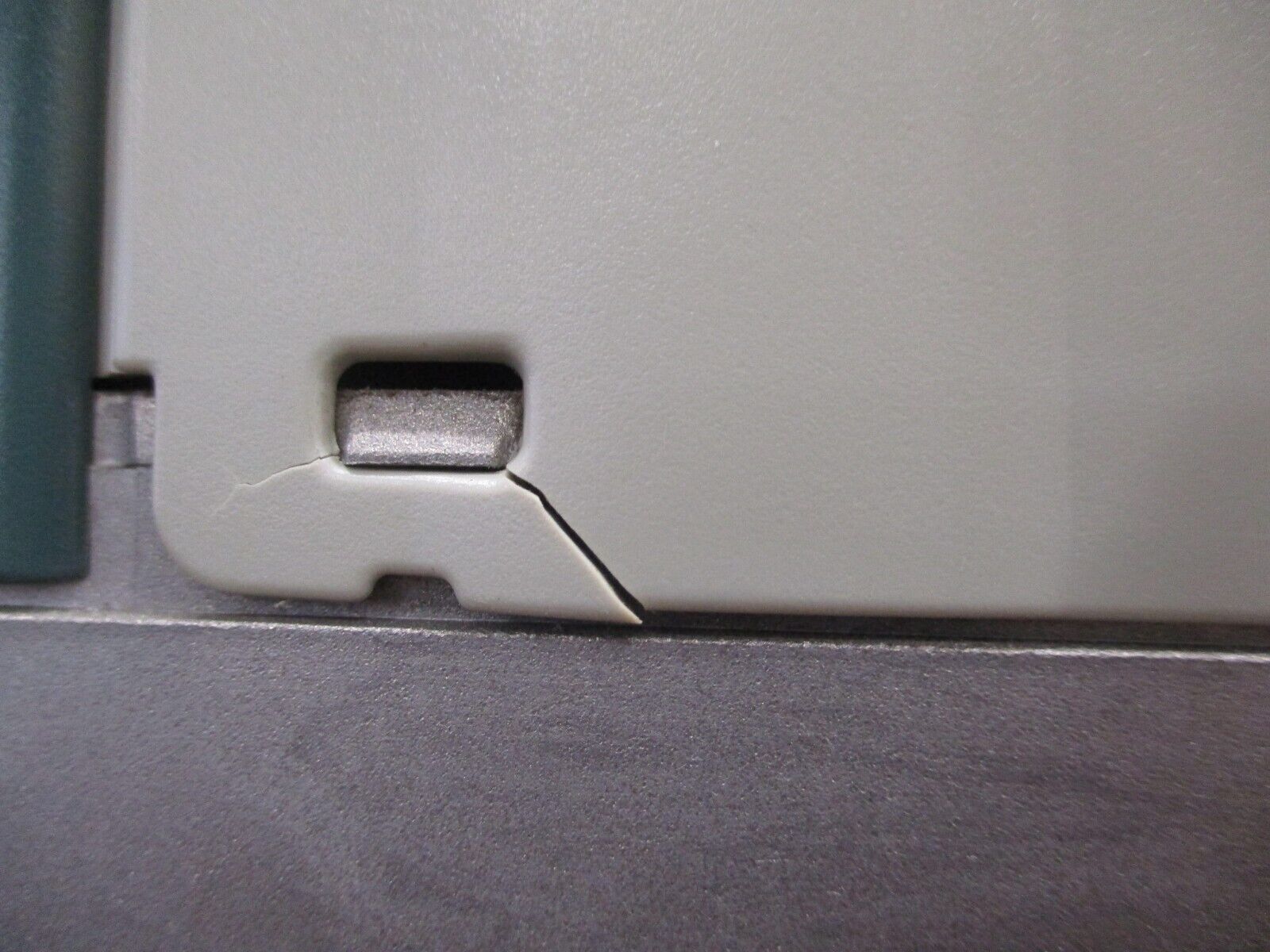 Rockwell Automation VTAC 9 AC Drive 9VT401-040HTANA 30HP 3Ph w/ Keypad Used