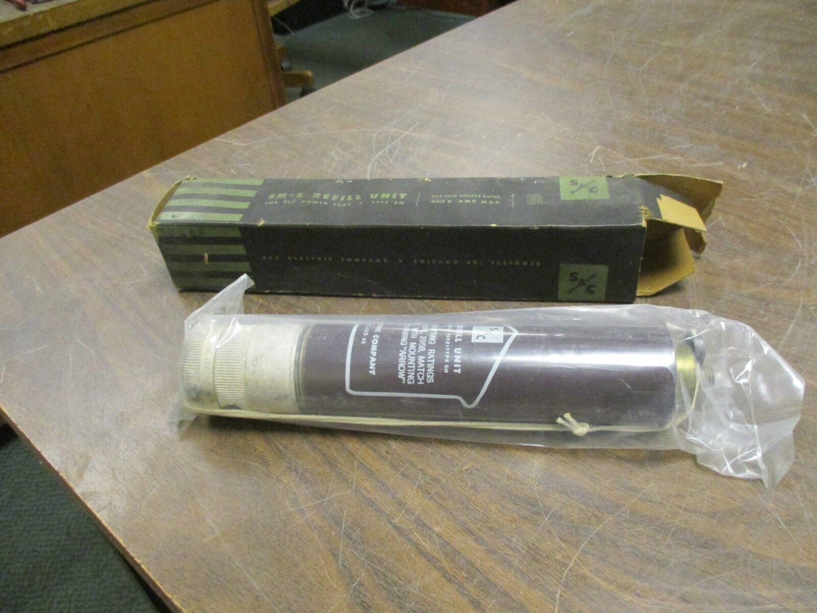 S&C SM-5 Fuse Refill 132250-R3 14.4kV 150E New Surplus