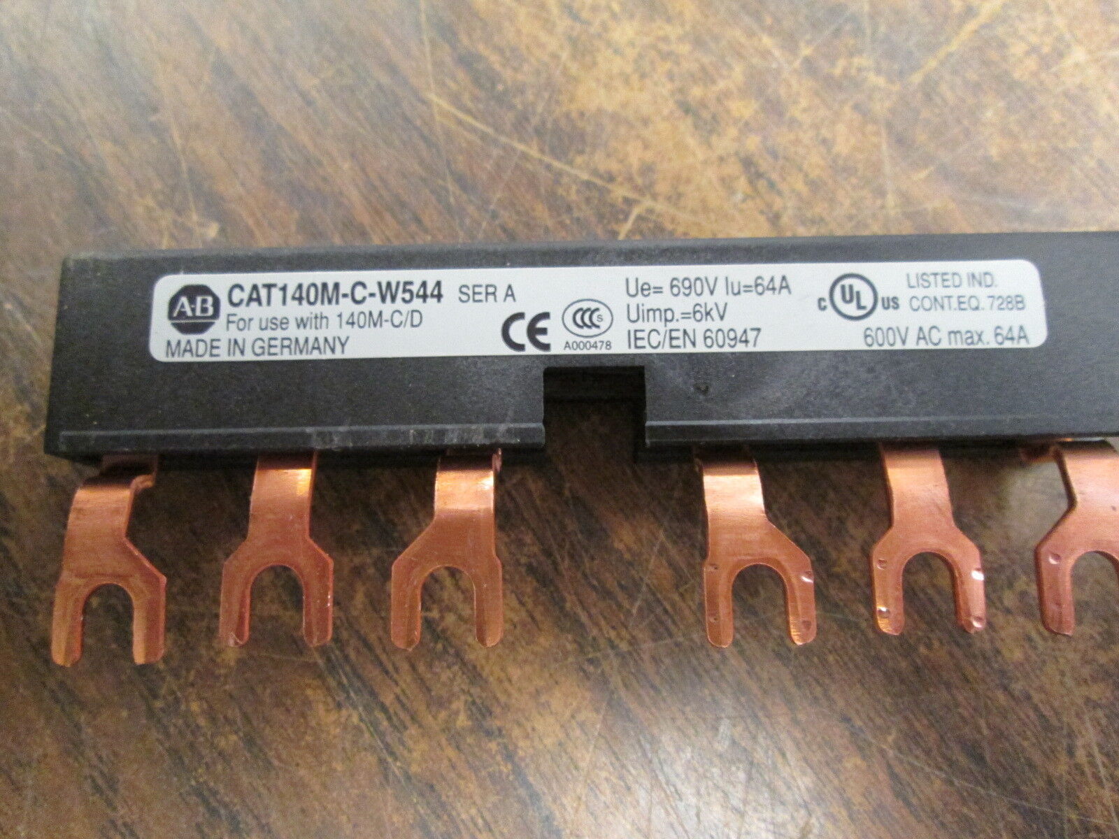 Allen-Bradley Busbar 140M-C-W544 Ser. A 64A 600V Used