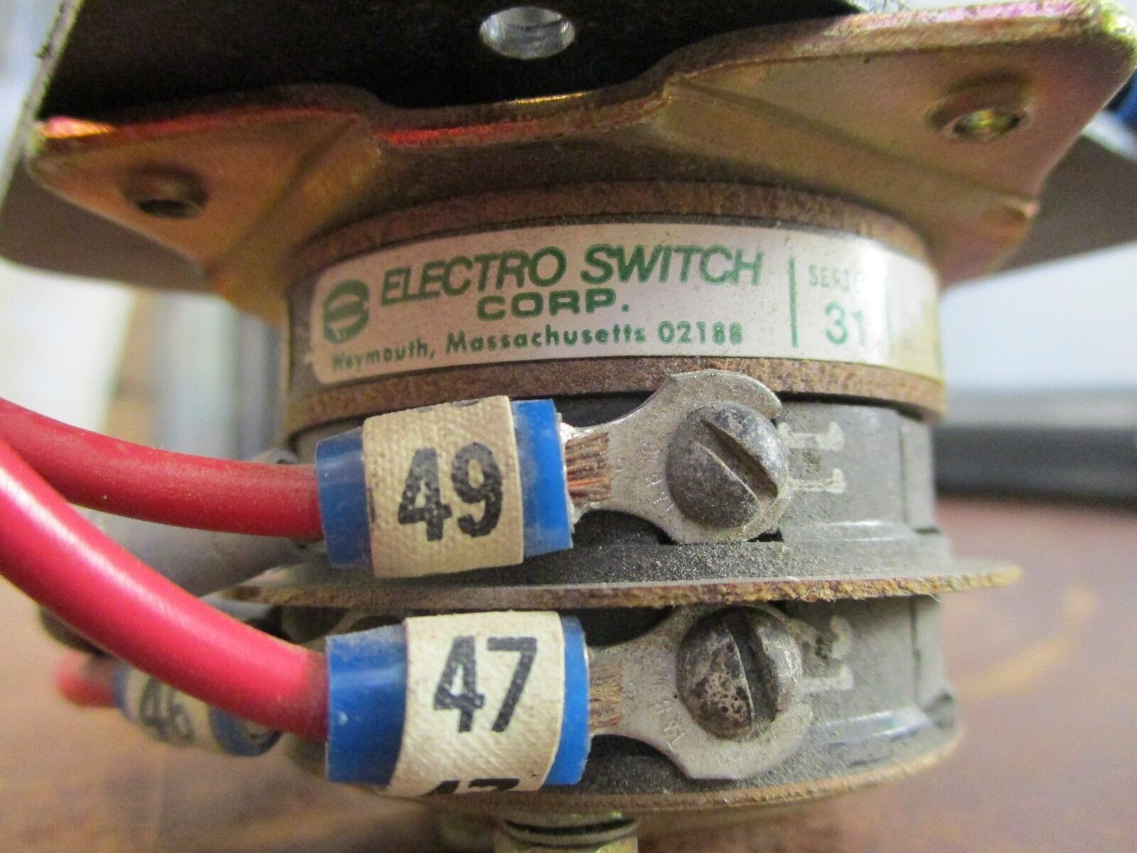 Electro Switch Series 31 Rotary Switch 3104C 8823 3-10A 125-600V AC Used