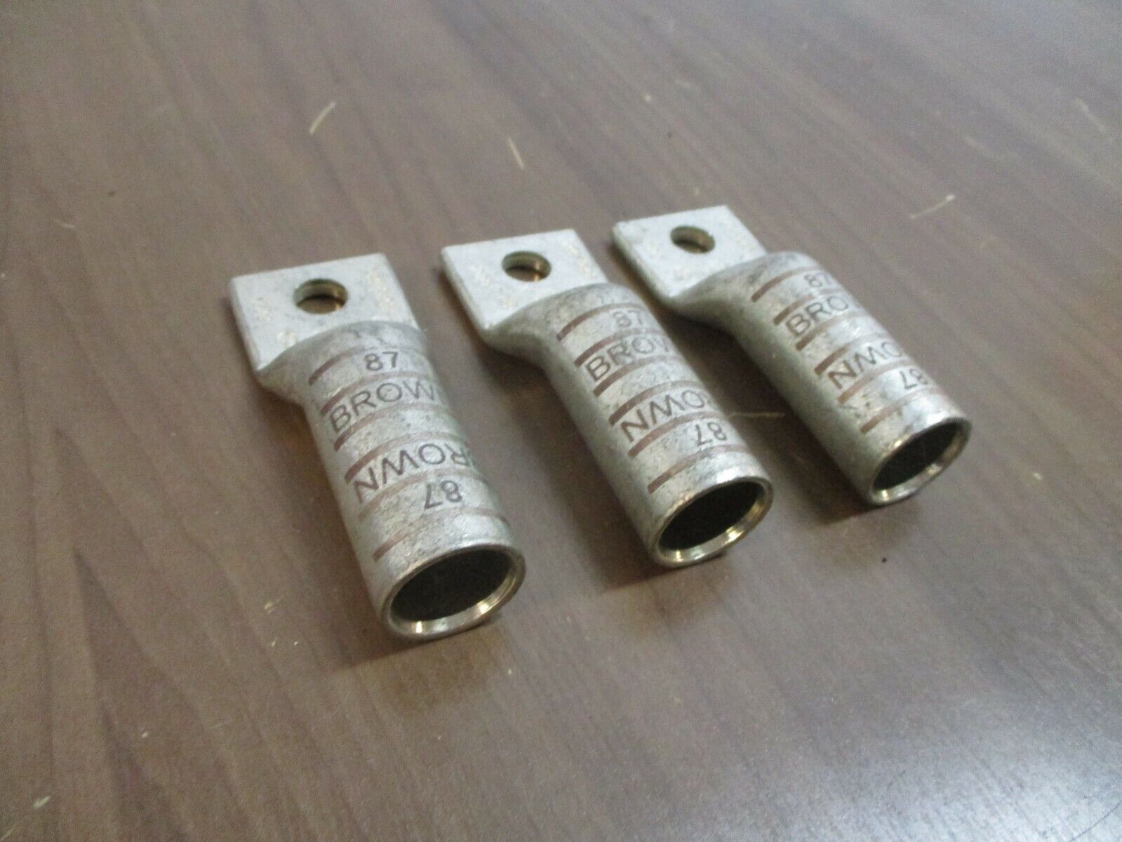 Thomas & Betts Crimp Lug 925/24 500MCM 1-Hole *Lot of 3* Used
