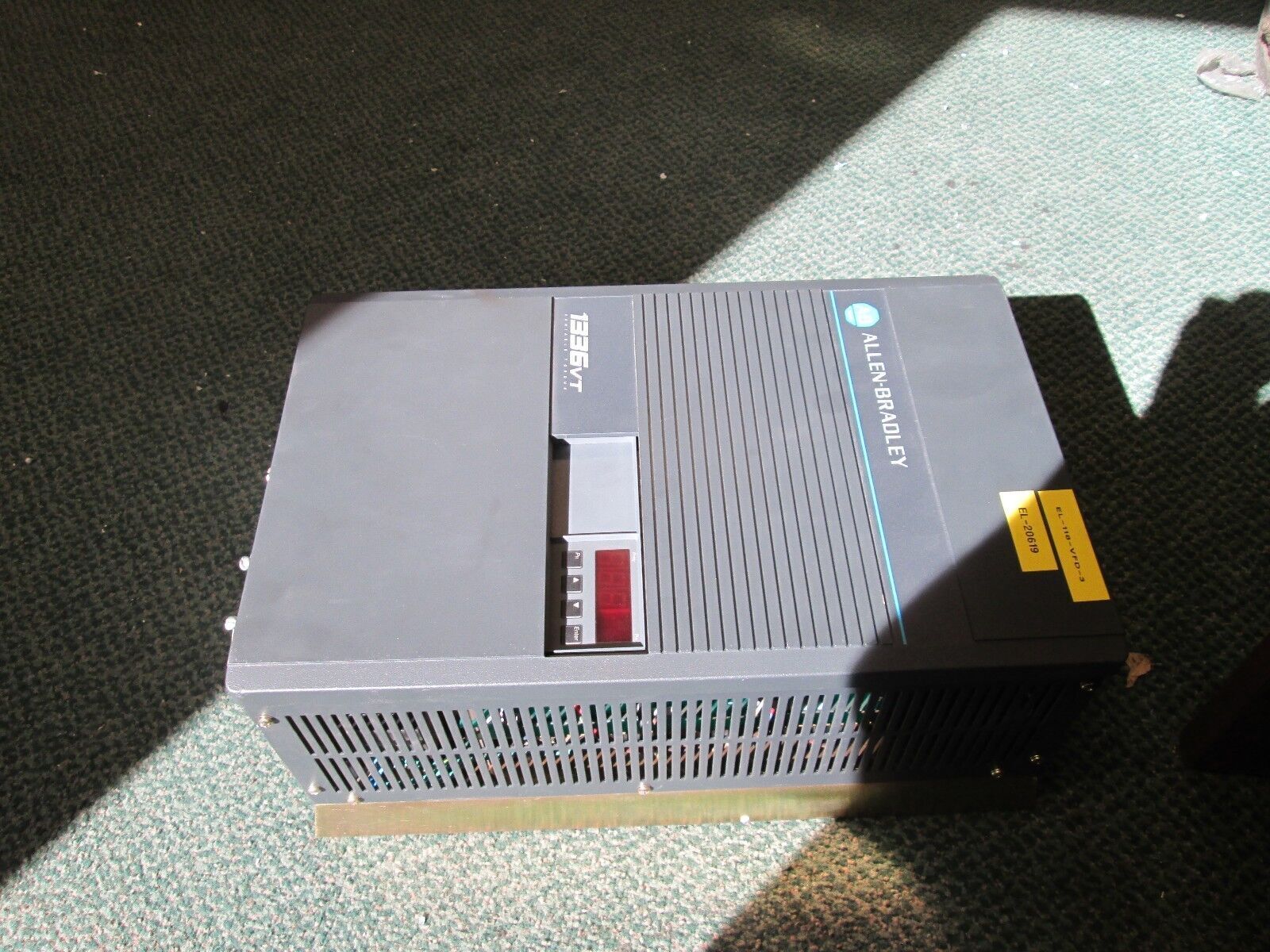 Allen-Bradley 1336VT AC Drive 1336VT-B015-EAN-L1 15HP Out: 21A 380/415/460V Used