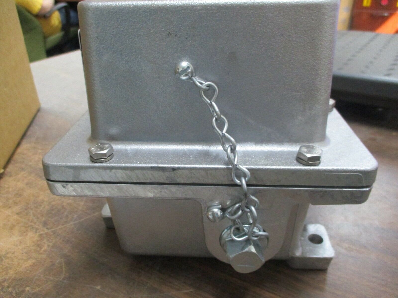 Conveyor Components 3R Safety Stop Control RSB-5 DPDT 15A 125/250V New Surplus