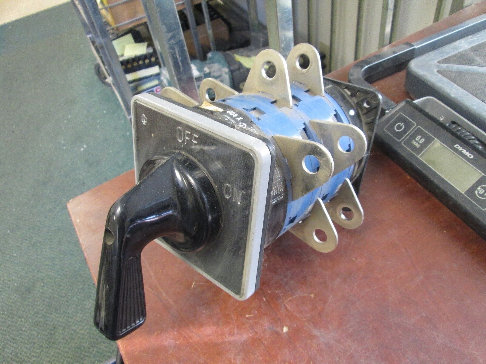 Kraus & Naimer Switch X400 400A 600V Used