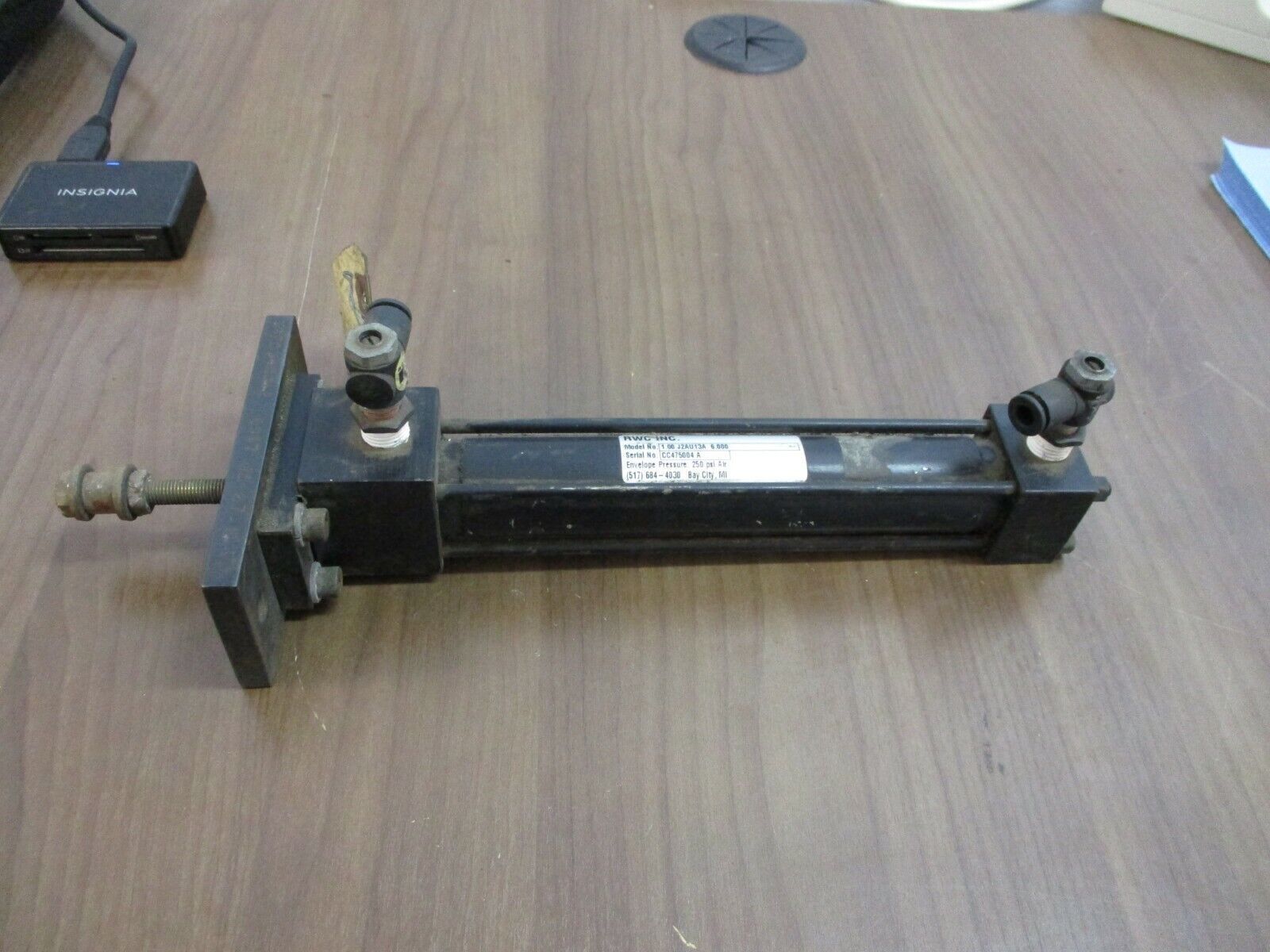 RWC Air Cylinder 1.00 J2AU13A 6.000 250 PSI Used