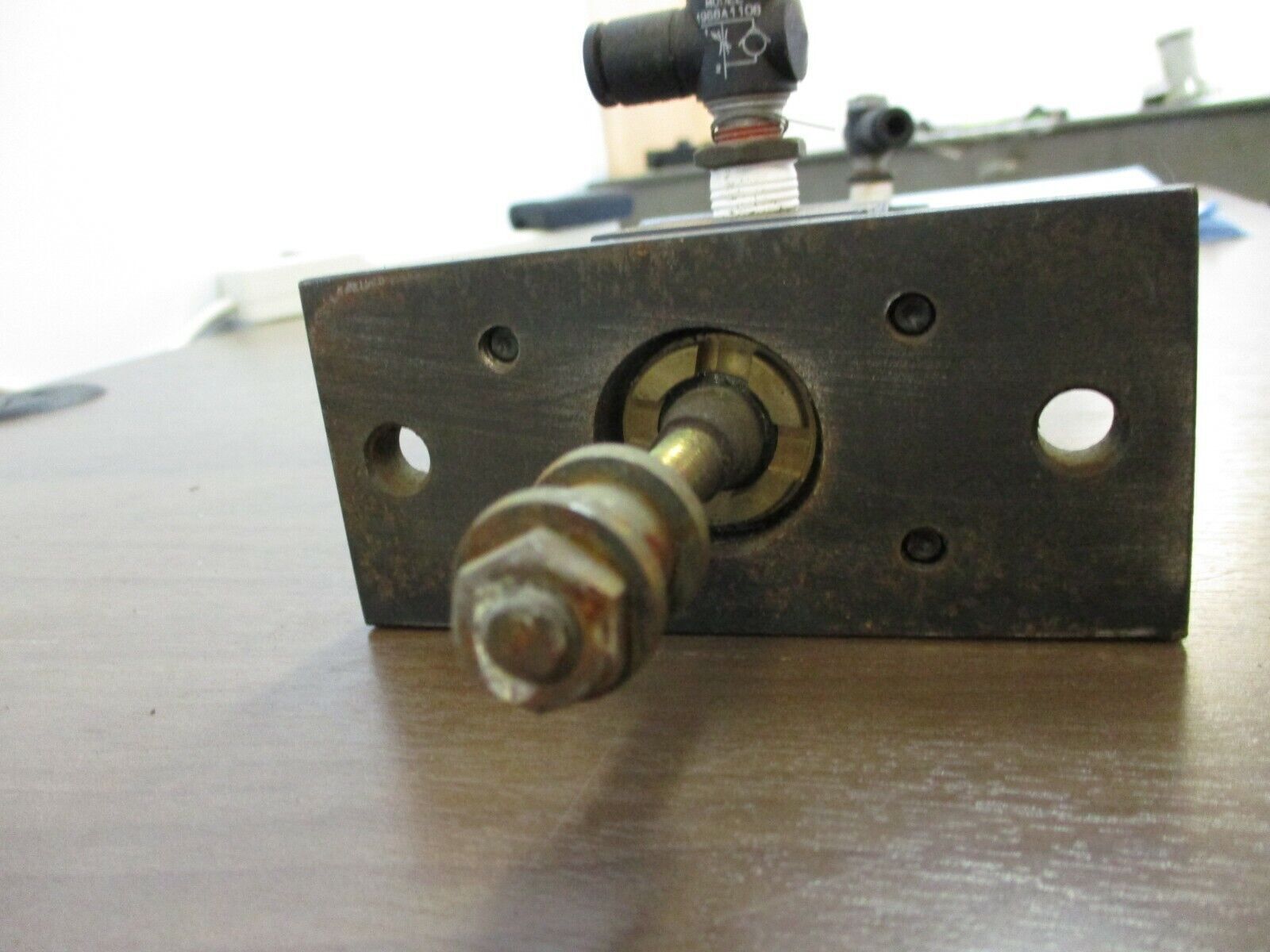 RWC Air Cylinder 1.00 J2AU13A 6.000 250 PSI Used