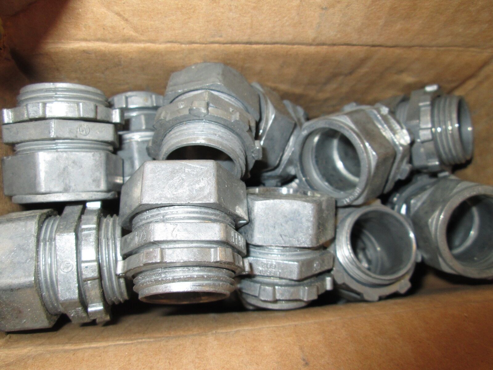 Misc Brands Compression Connector Size 3/4" *Approx 35* New Surplus