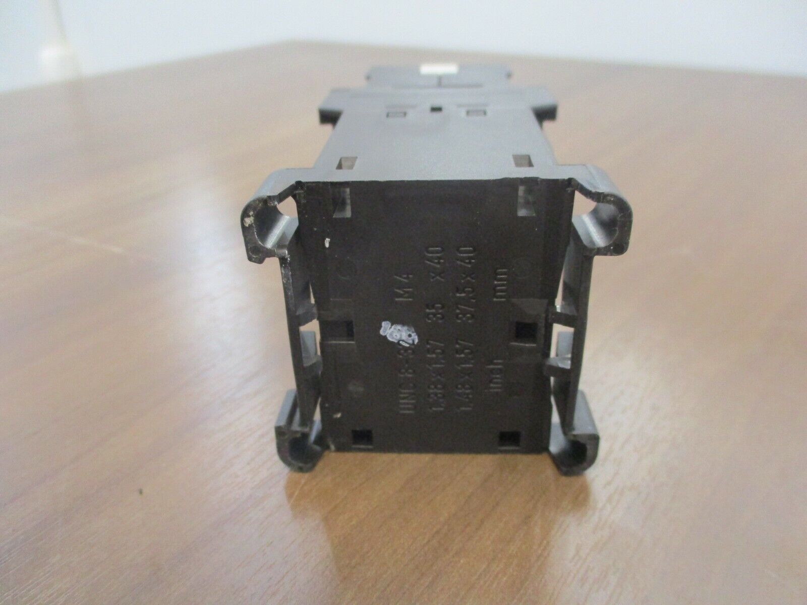 Siemens Contactor 3TH2271-0BB4 24VDC Coil w/ Aux Contact Block Used