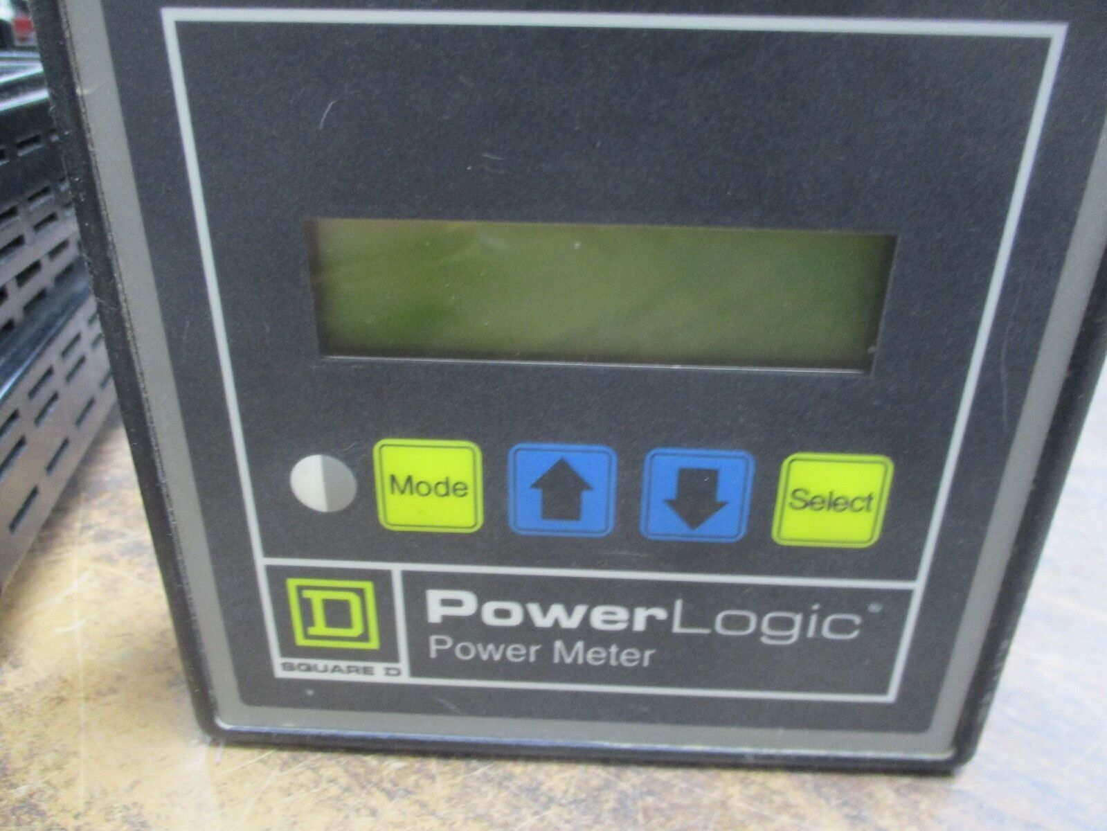 Square D PowerLogic Power Meter 3020 PMD-32 3020 PM650 Used
