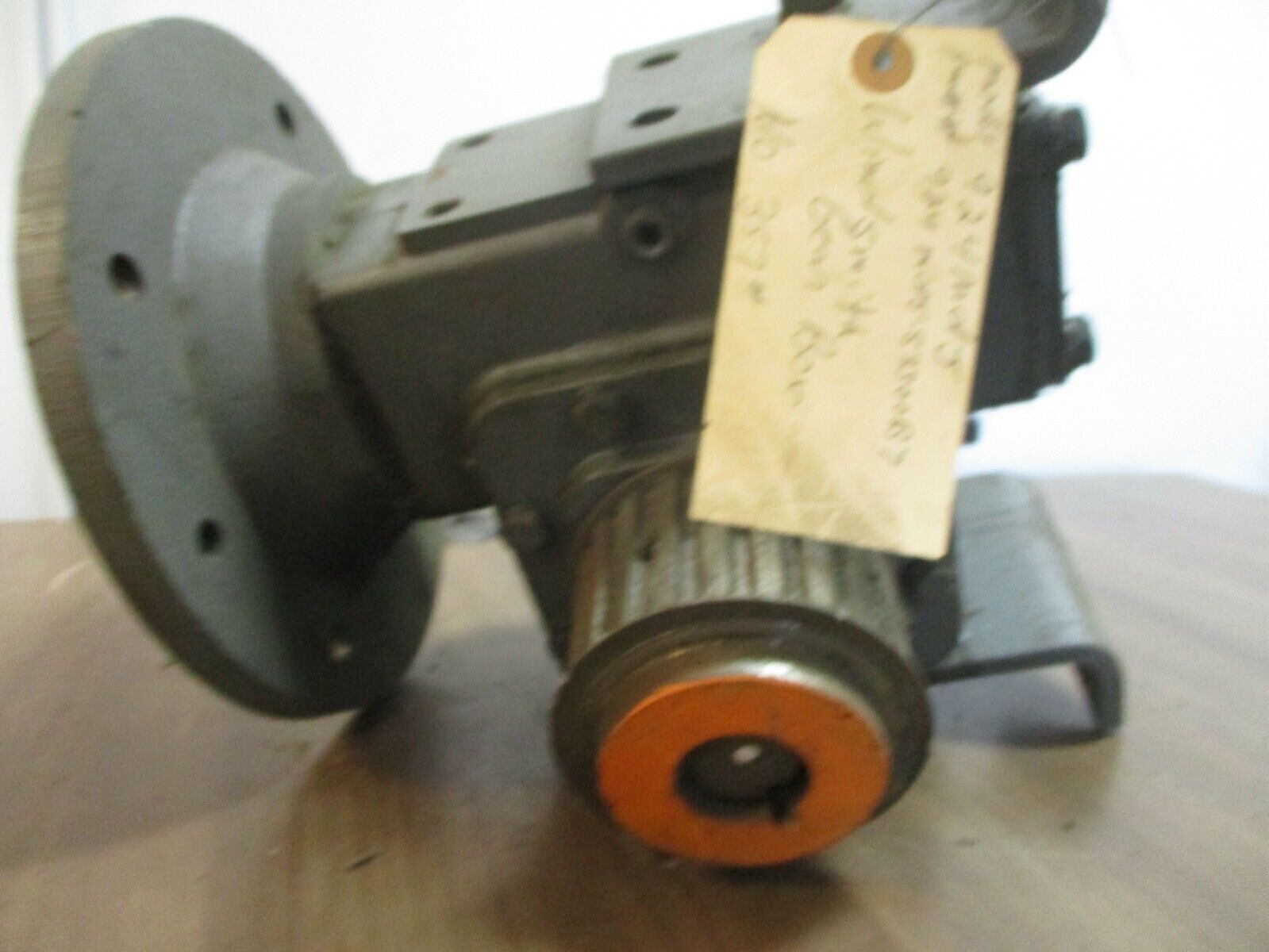 Winsmith Gear Reducer 924MDJ Ratio 10:1 2.77 HP In 1800 RPM In Used
