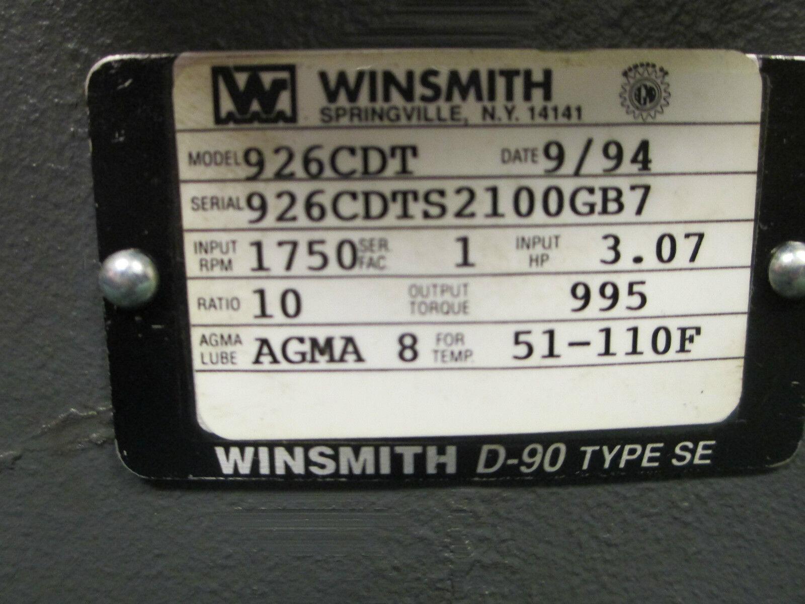 Allen-Bradley 1326 AC Servo Motor 1326AB-B2E-11, w/ Winsmith 926 Gear 926CDT